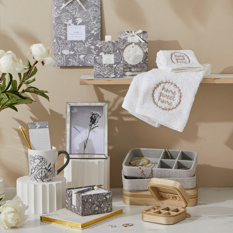 Pilbeam - Ambrosia Square Jewellery Case - Gold