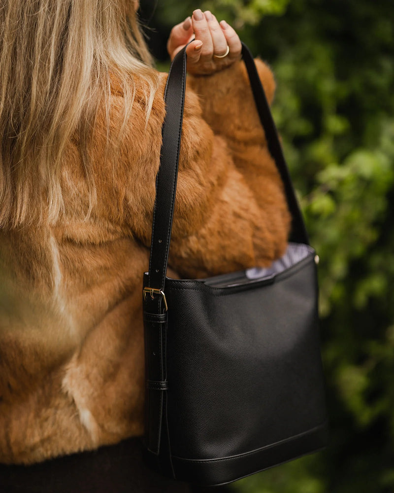 The Louenhide-Abbey Black Shoulder Bag