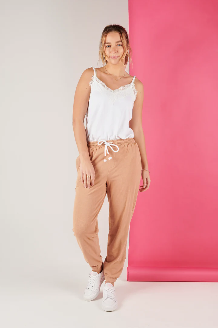 One Ten Willow - Elastic Cuff Trackpant - Brown