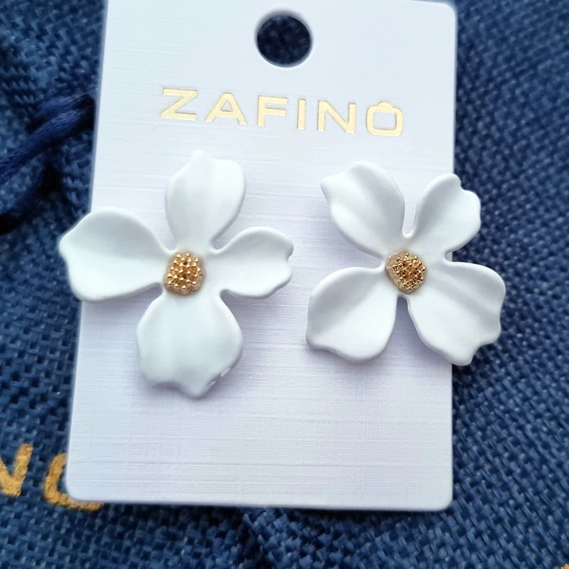 Zafino Earrings - Small Orchid - White