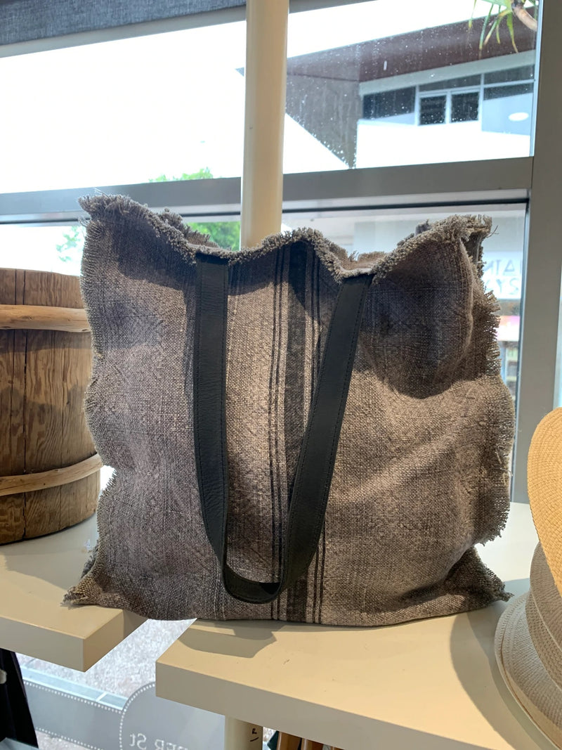 Holiday Trading & Co - Hampton Tote - Cement