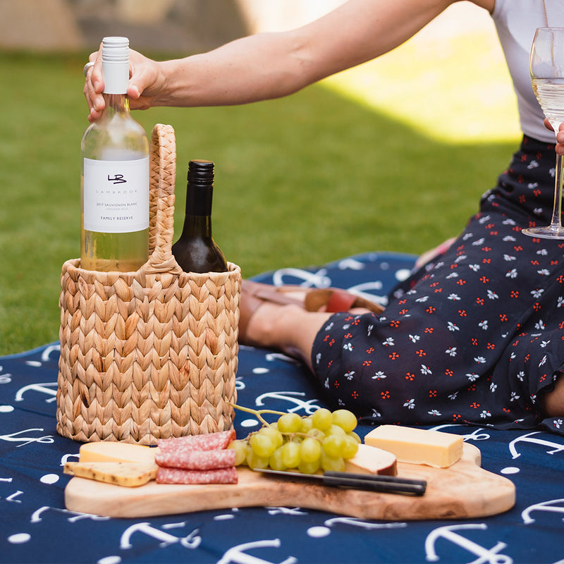 Annabel Trends - Picnic Wine Carrier Water Hyacinth