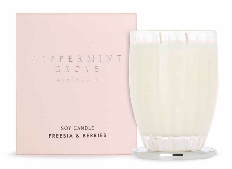 Peppermint Grove - Candle - Freesia & Berries 370g
