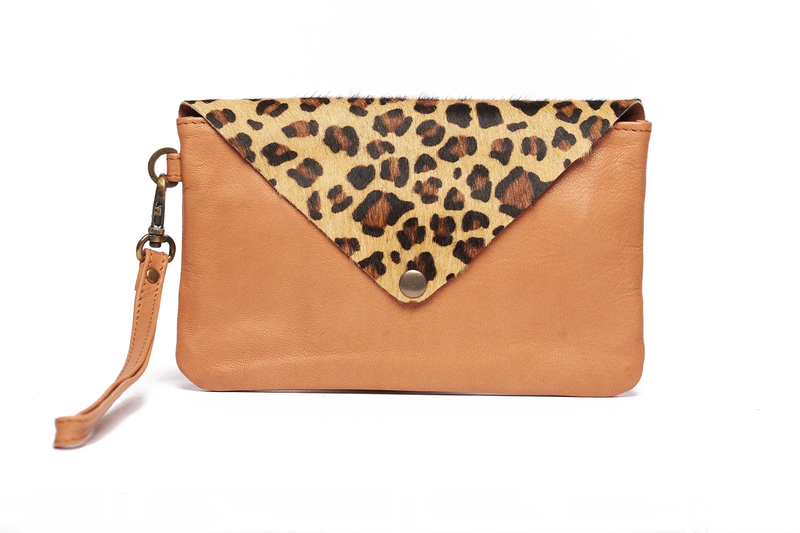Oran - Tyra Envelope Clutch - Tan/Leopard